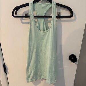Lululemon green athletic tank